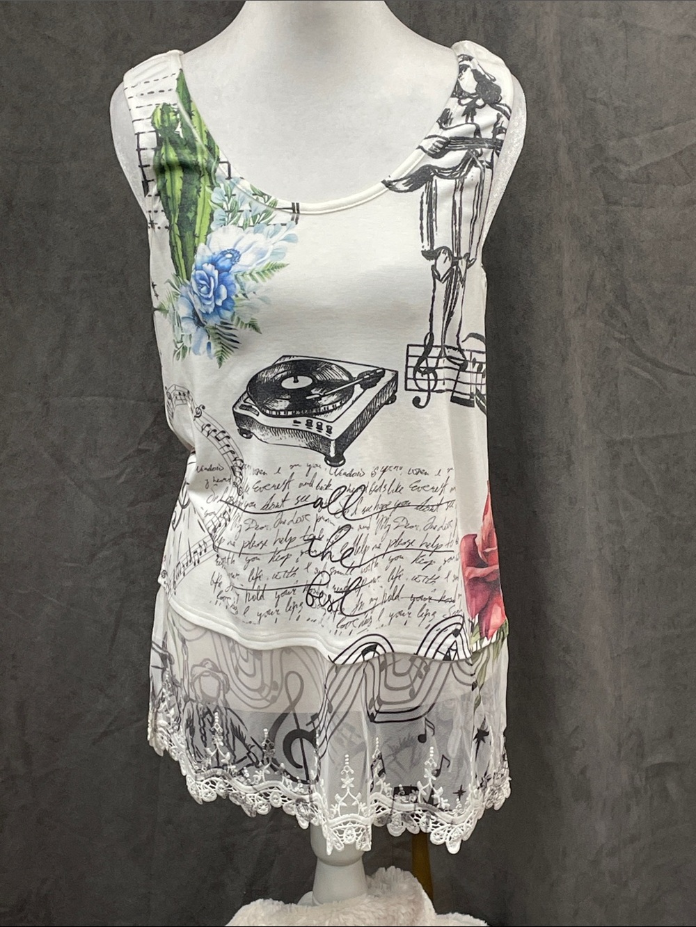Origami-White Floral & Music Print Lace-Hem Tank Top